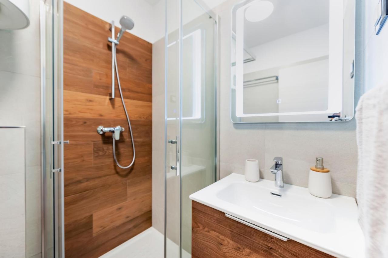 Sanja-new Renovated Apartment *