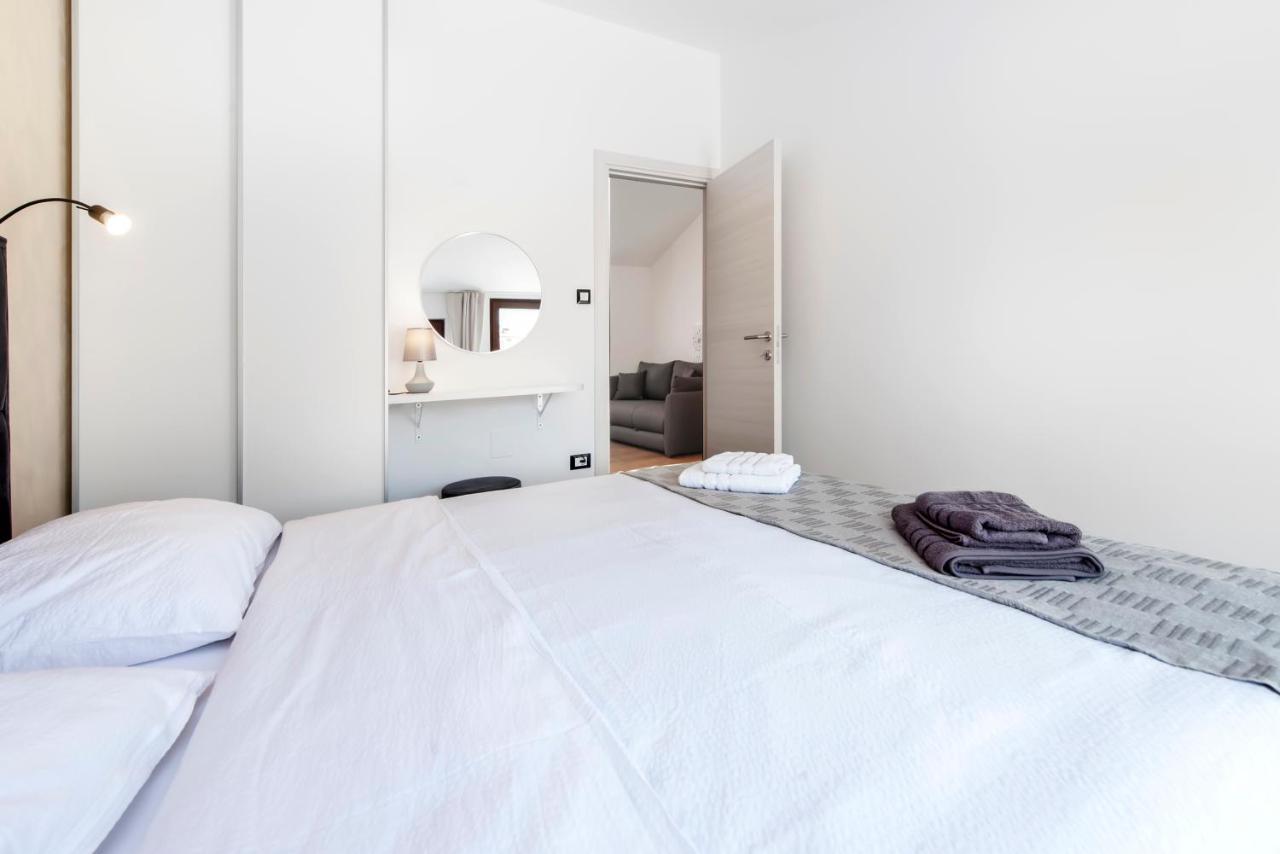 Sanja-new Renovated Apartment *